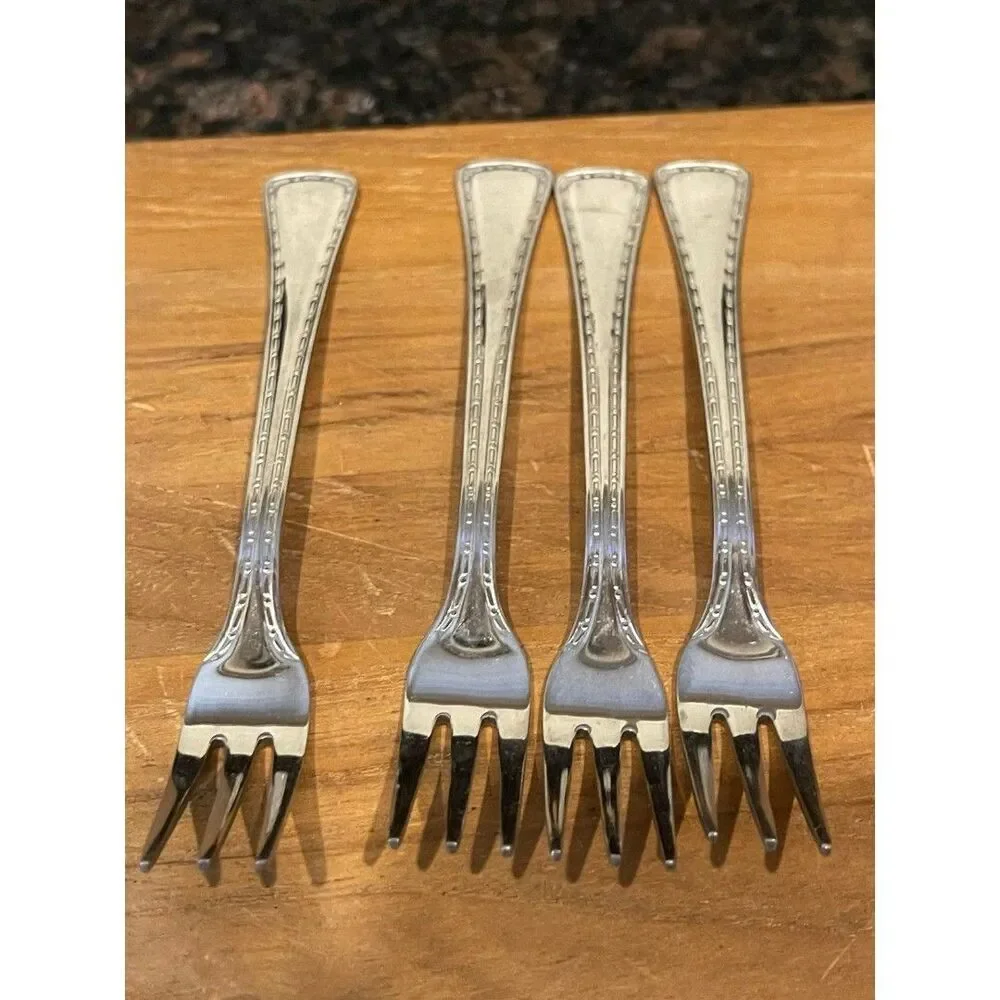 15 piece Wallace CONTINENTAL BEAD Stainless